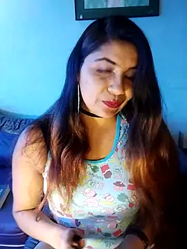 Luna Dumont online show from 02/24/25, 08:47