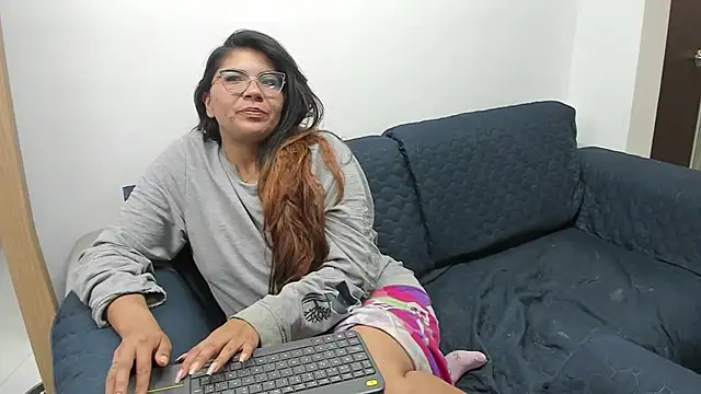 Luna Dumont online show from 03/22/25, 07:47