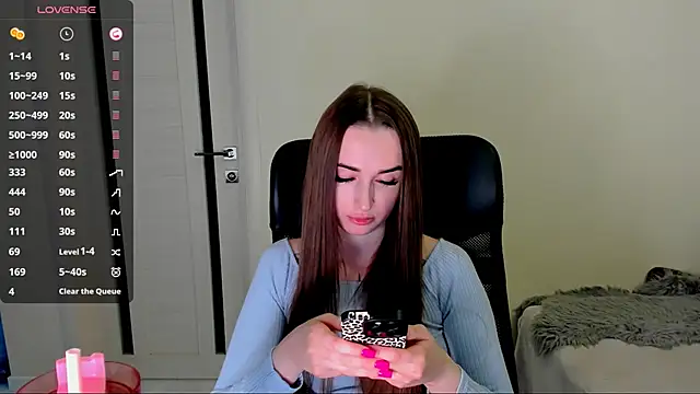 Kimmberr online show from 11/13/25, 04:22