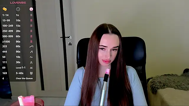 Kimmberr online show from 12/18/25, 02:39