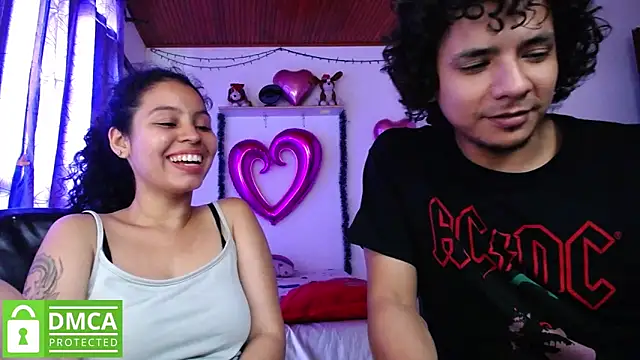 Snapshot of Mr_MrsCurie chatting on 12/29/24, 07:53 Mr MrsCurie online show from 12/29/24, 07:53