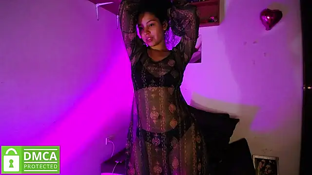 Snapshot of Mr_MrsCurie chatting on 01/12/25, 02:35 Mr MrsCurie online show from 01/12/25, 02:35