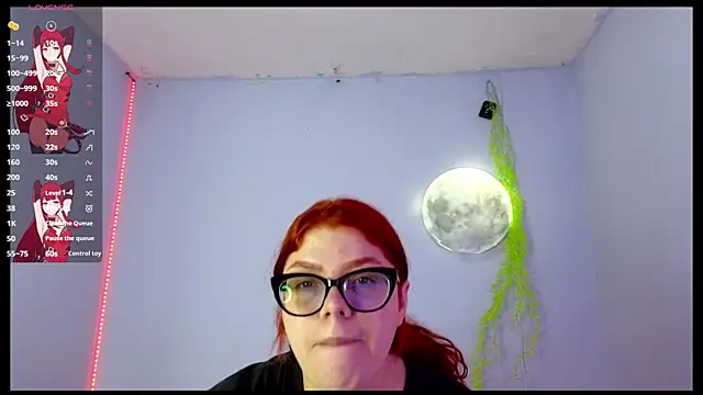 lucie nicolls online show from 02/04/25, 05:21