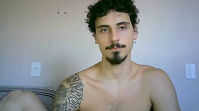 Snapshot of milkoffe chatting on 12/06/24, 05:11 milkoffe online show from 12/06/24, 05:11