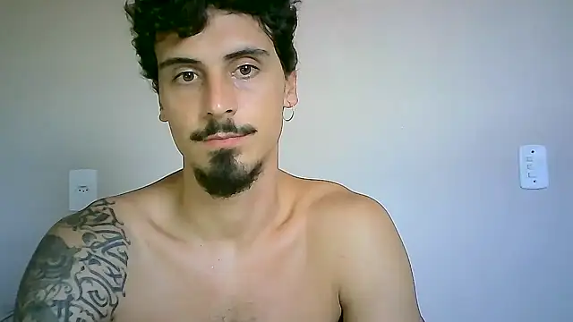 Snapshot of milkoffe chatting on 01/23/25, 01:56 milkoffe online show from 01/23/25, 01:56