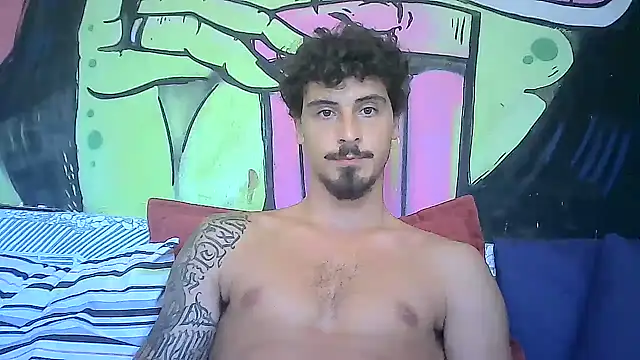 Snapshot of milkoffe chatting on 03/02/25, 03:37 milkoffe online show from 03/02/25, 03:37