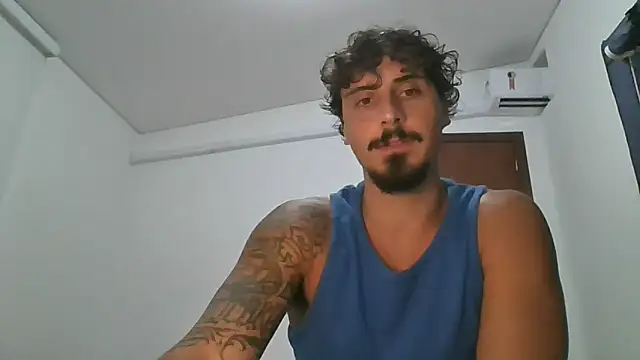 Snapshot of milkoffe chatting on 02/05/26, 09:52 milkoffe online show from 02/05/26, 09:52