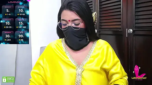 lakshmiraniii online show from 02/13/25, 01:37