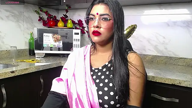 lakshmiraniii online show from 03/20/25, 10:21