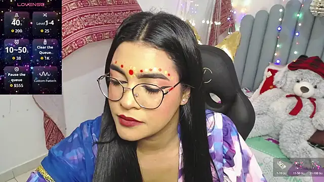 lakshmiraniii online show from 11/26/25, 07:15