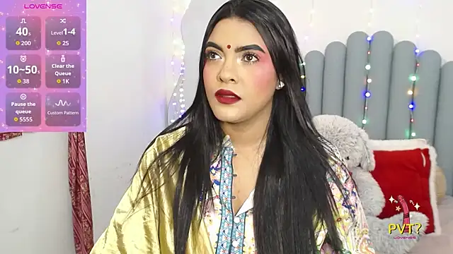 lakshmiraniii online show from 04/17/26, 11:57