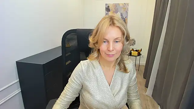 Sinty Devis online show from 03/14/26, 04:29