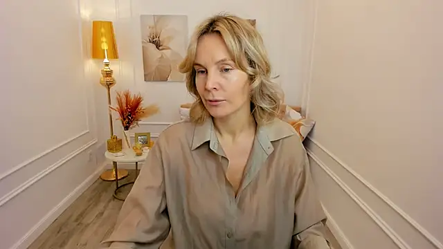 Sinty Devis online show from 03/28/26, 04:23