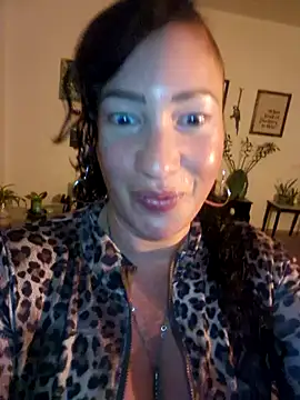 Snapshot of TheGoddessBianca chatting on 12/07/24, 04:03 TheGoddessBianca online show from 12/07/24, 04:03