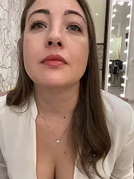 AnnaBri online show from 02/24/25, 04:49