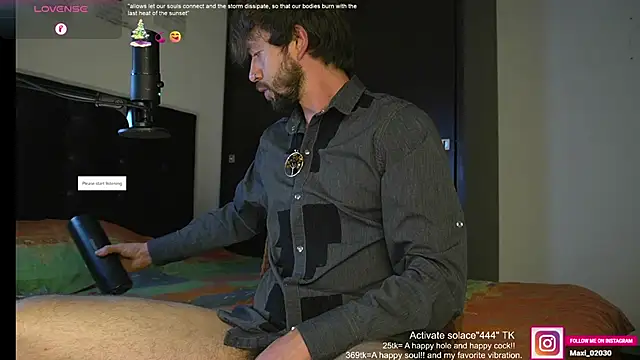 Snapshot of just_maxii chatting on 02/01/25, 10:55 just maxii online show from 02/01/25, 10:55