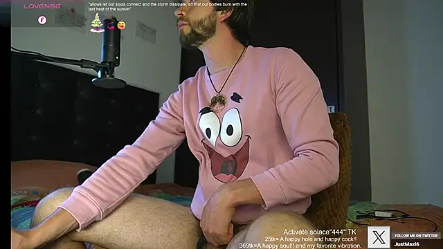 Snapshot of just_maxii chatting on 02/08/25, 10:40 just maxii online show from 02/08/25, 10:40