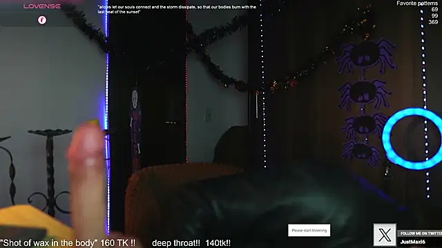 Snapshot of just_maxii chatting on 10/05/25, 12:53 just maxii online show from 10/05/25, 12:53