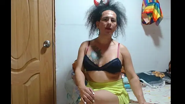 abbycrespa online show from 03/18/25, 06:48