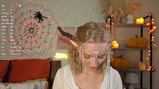 IdaValenti online show from 10/30/25, 11:05