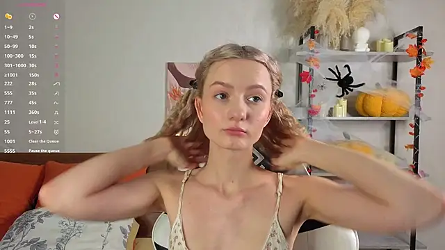 IdaValenti online show from 11/17/25, 11:10