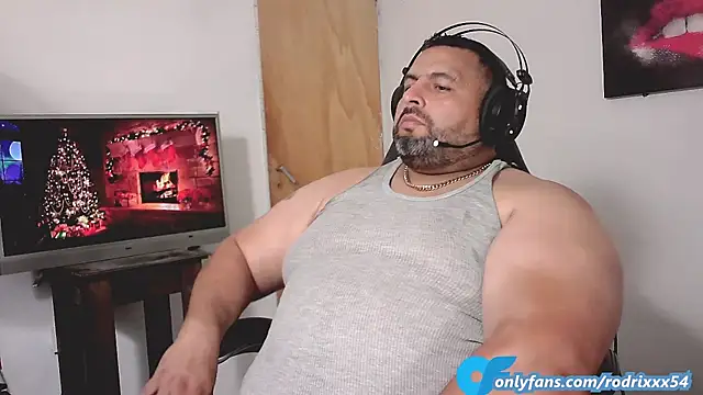 rodrix54 online show from 12/13/24, 01:26