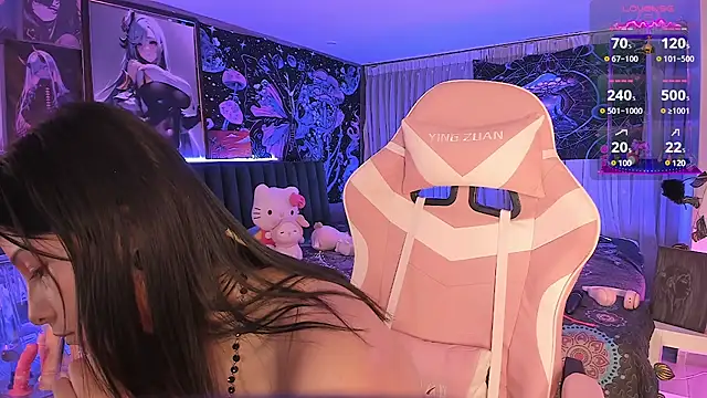 LanaKyutt online show from 03/17/25, 07:13