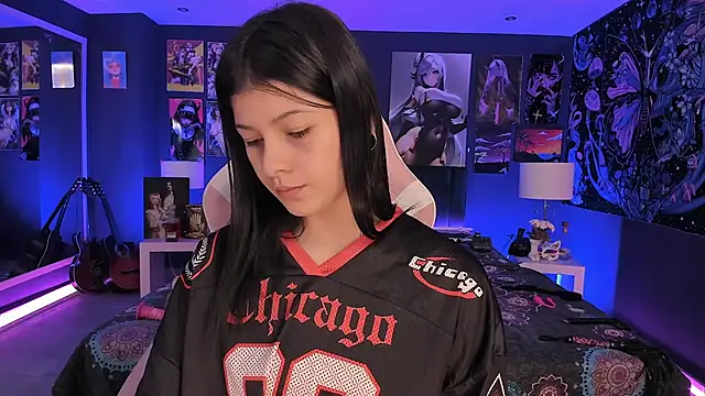 LanaKyutt online show from 09/25/25, 07:17