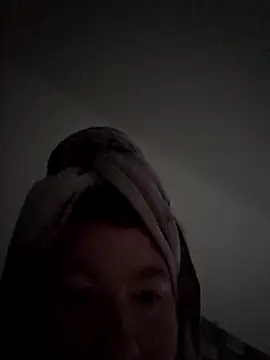 dieGeile0411 online show from 10/16/25, 12:06