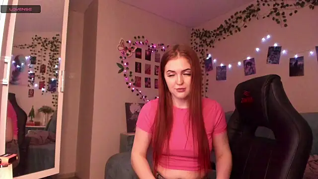 Snapshot of ViolaIntelligent chatting on 01/20/25, 09:43 ViolaIntelligent online show from 01/20/25, 09:43