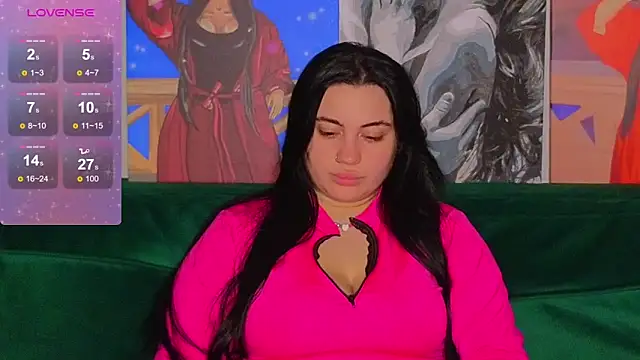 Nikki Kardashian online show from 12/21/24, 01:58