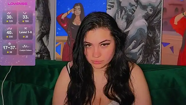 Nikki Kardashian online show from 12/28/24, 02:22