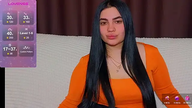 Nikki Kardashian online show from 02/11/25, 01:31