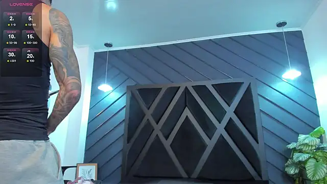 Snapshot of Apolo_Bianco_ chatting on 09/13/25, 02:11 Apolo Bianco  online show from 09/13/25, 02:11