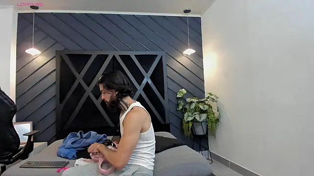 Snapshot of Apolo_Bianco_ chatting on 09/25/25, 11:19 Apolo Bianco  online show from 09/25/25, 11:19