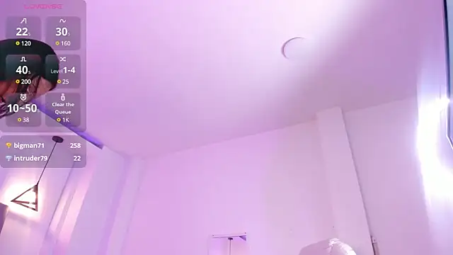 lady nylon  online show from 02/10/25, 03:21