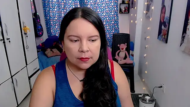 claryssa  online show from 10/10/25, 06:51