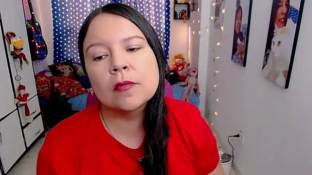 claryssa  online show from 12/20/25, 09:00