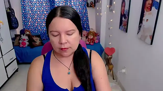 claryssa  online show from 03/28/26, 08:08