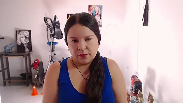 claryssa  online show from 05/15/26, 05:53