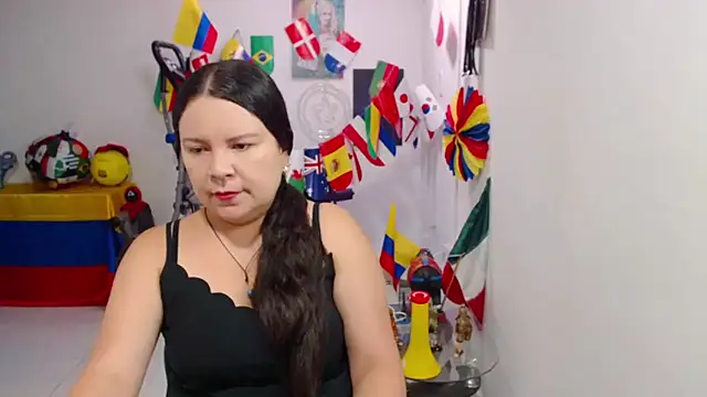 claryssa  online show from 07/01/26, 12:29