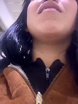 emily rosse04 online show from 10/13/25, 12:05