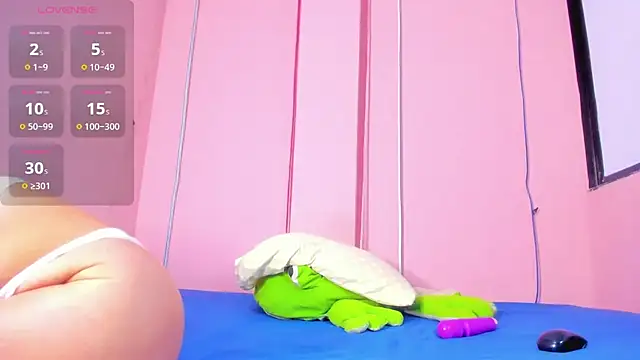 grandmother milf online show from 12/20/24, 03:14