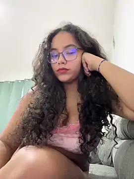 CurlyGirl 1 online show from 02/21/25, 10:48