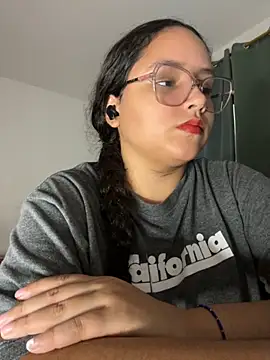 CurlyGirl 1 online show from 09/18/25, 08:33