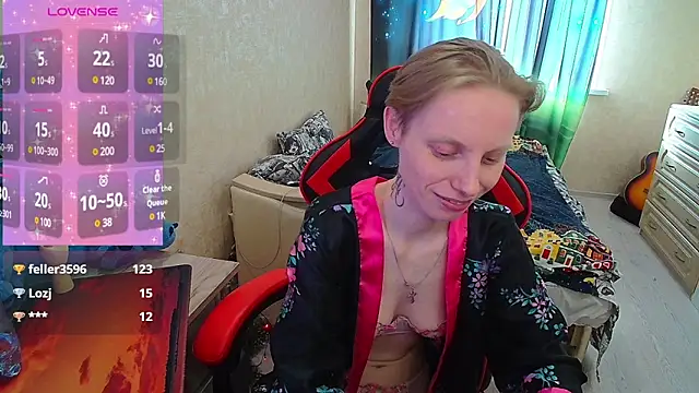 Alexis Gordon online show from 02/26/25, 02:25