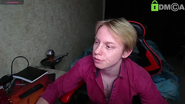 Alexis Gordon online show from 10/19/25, 07:36