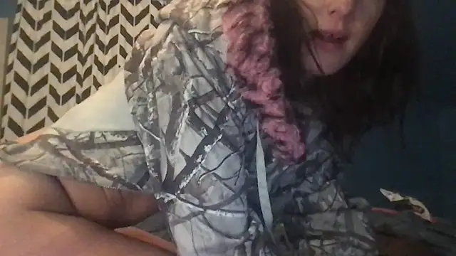 Snapshot of kittycatkendra chatting on 11/06/25, 02:45 kittycatkendra online show from 11/06/25, 02:45