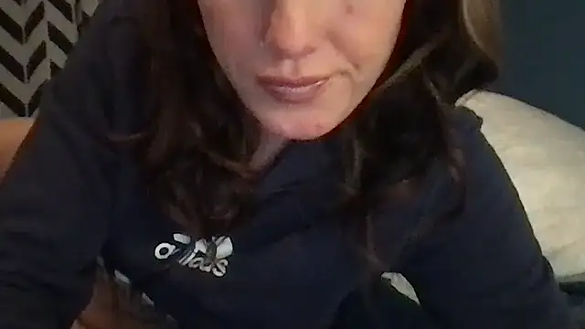 Snapshot of kittycatkendra chatting on 11/12/25, 11:47 kittycatkendra online show from 11/12/25, 11:47