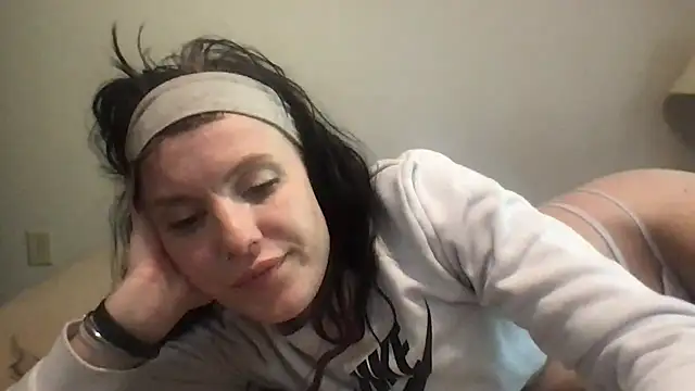 Snapshot of kittycatkendra chatting on 05/12/26, 09:34 kittycatkendra online show from 05/12/26, 09:34